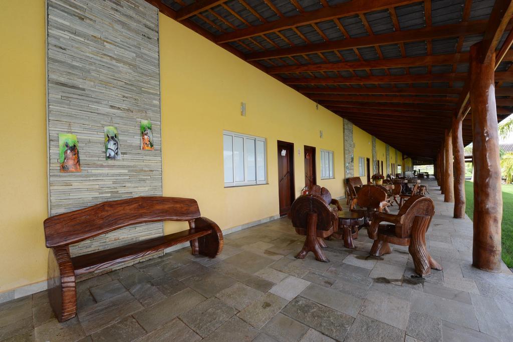 Pousada Haras Santa Rita Poconé Exterior foto